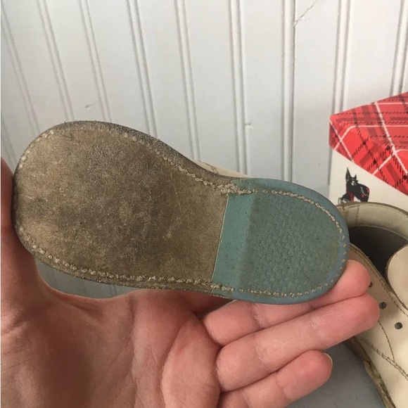 Vintage Bonnie Stuart Baby shoes with box - Picture 5 of 6